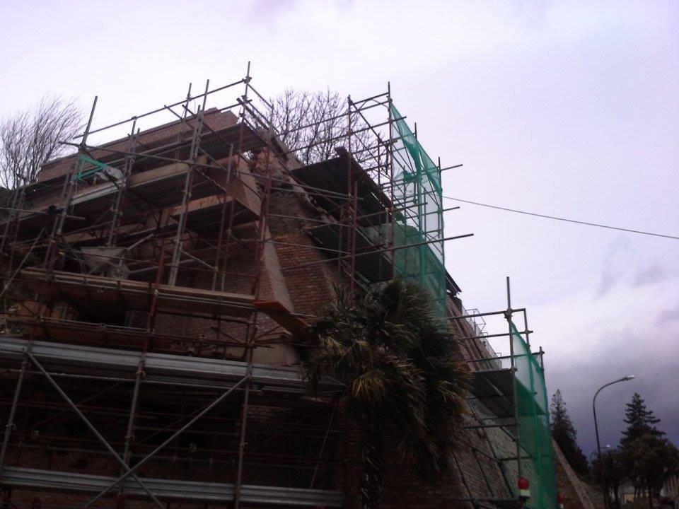 Mura centro storico Località Nidastore di Arcevia